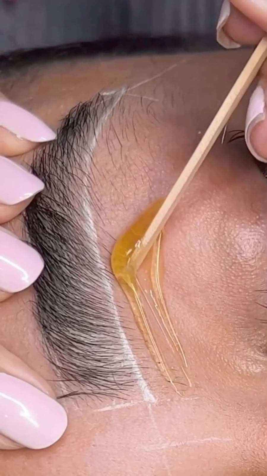 Brow shaping & waxing