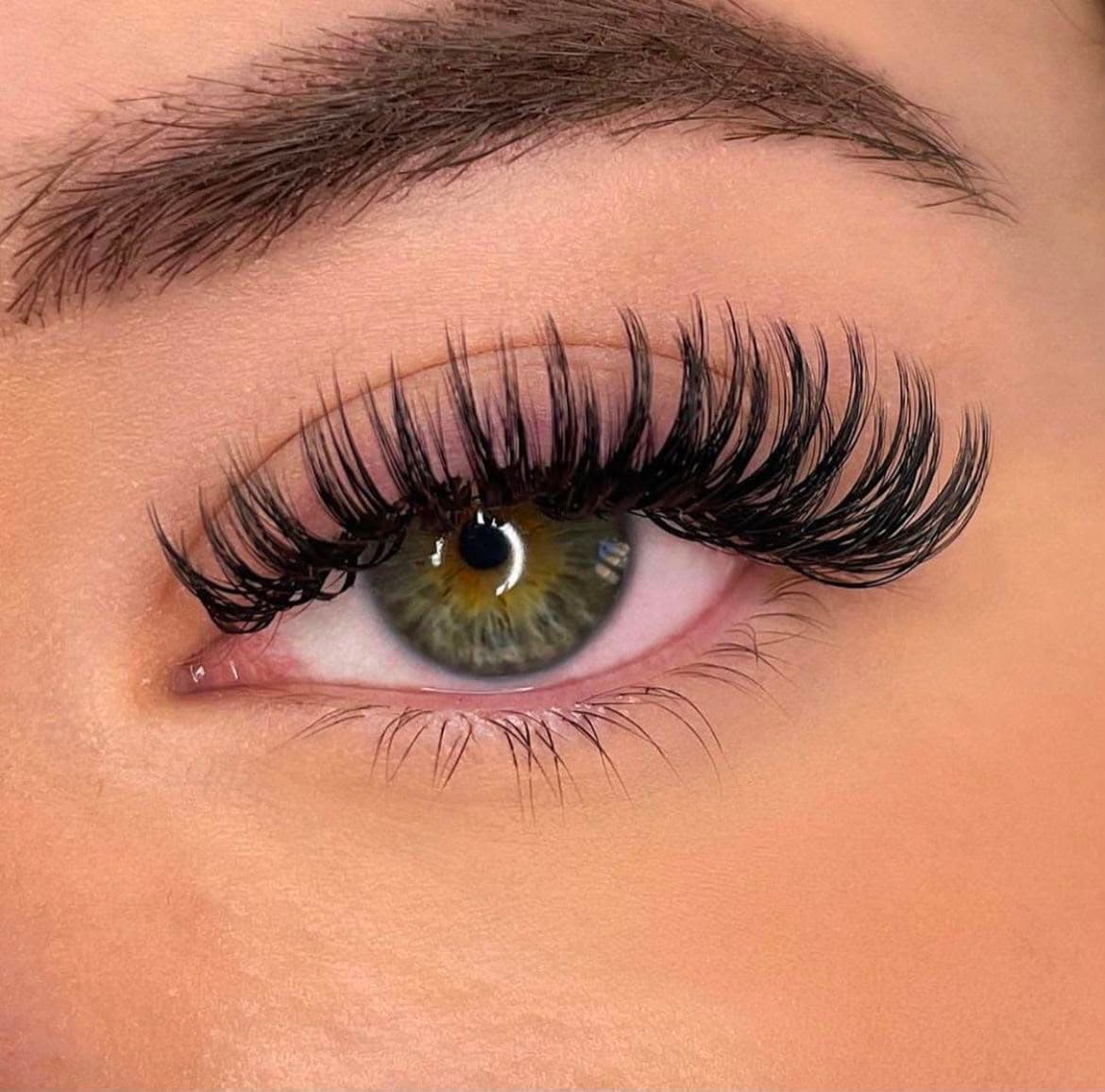 Wet mascara